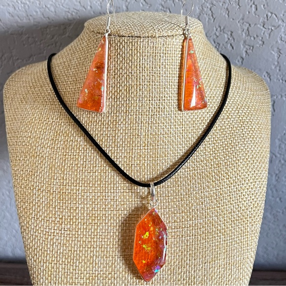 New Orange Acrylic Iridescent Dichroic Silver Overlay Pendant Earrings Set - Picture 2 of 6